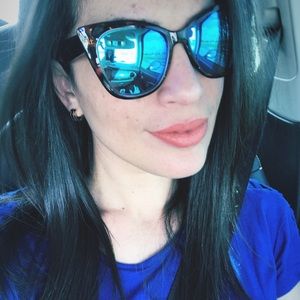 Meet your Posher, Yare